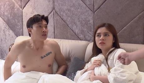 'Ve nha di con': Vu bi danh ghen khi vao khach san voi gai la hinh anh