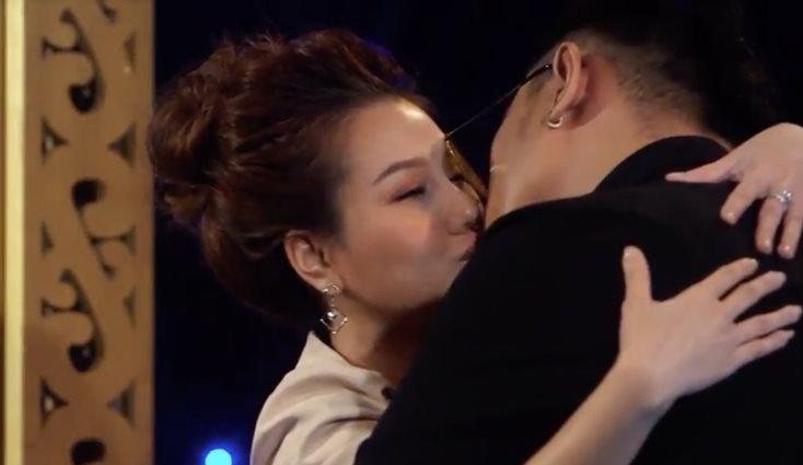 E-kip noi gi ve canh hon goi duc o Lua chon cua trai tim tren VTV? hinh anh