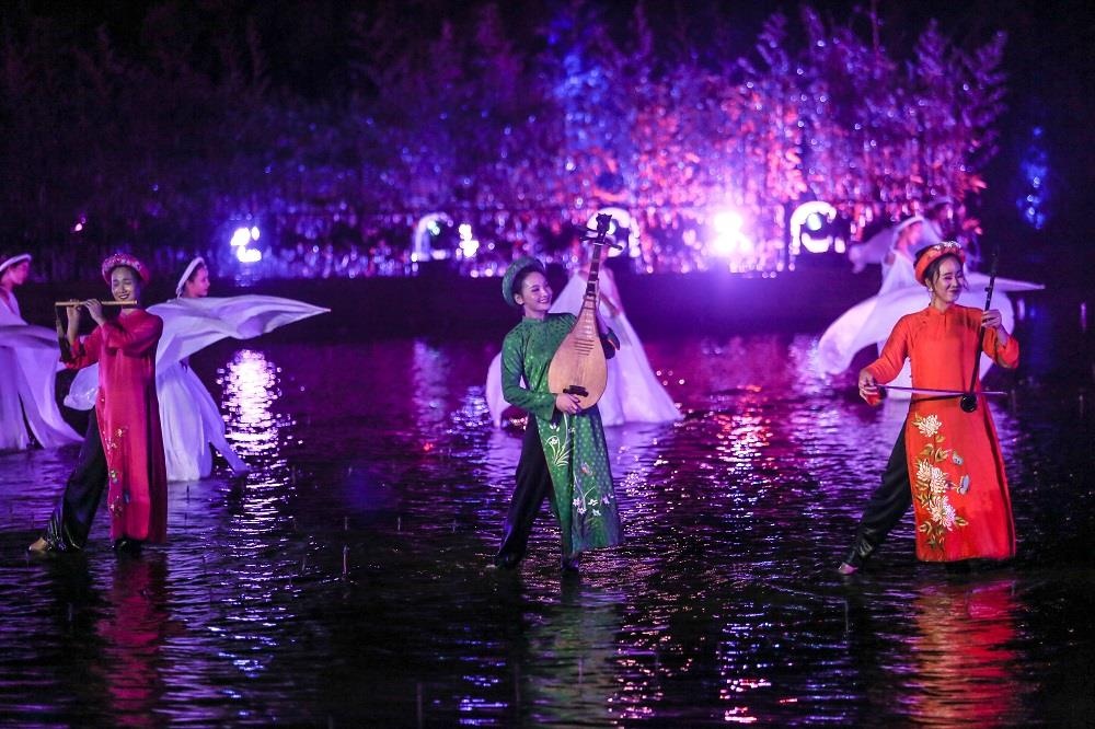 Bao Thanh dien voi Trung Anh anh 1