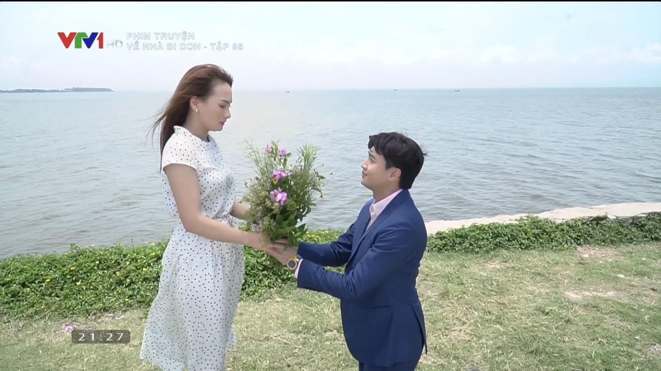 Ve nha di con tiec nuoi anh 1