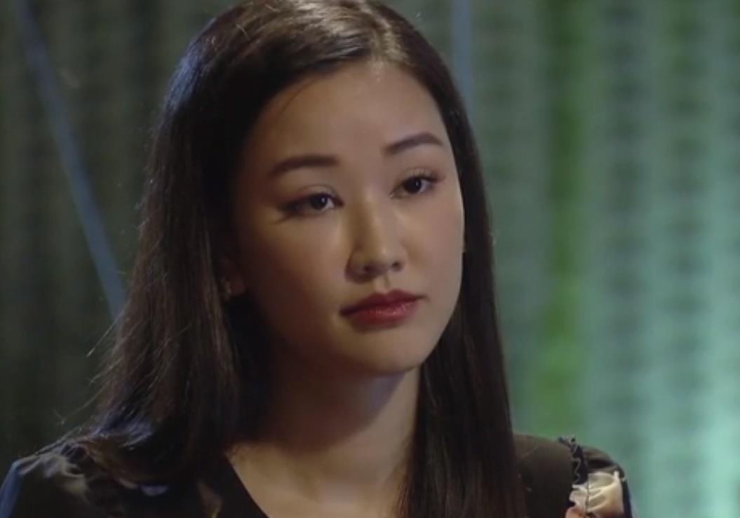 ‘Ve nha di con’ ngoai truyen: Trang (Maya) khieu chien voi Hue hinh anh