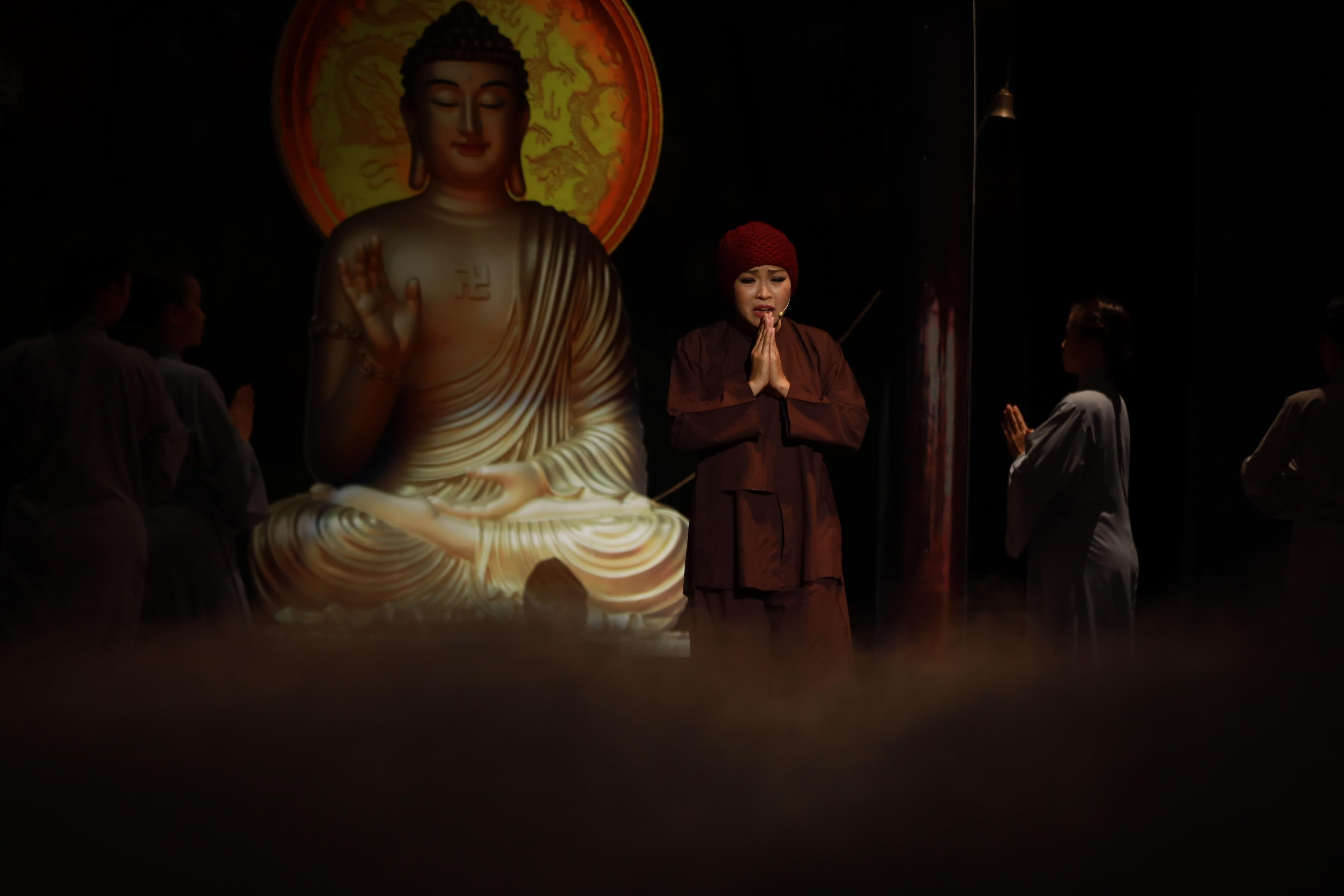 Hoai Lam tai xuat anh 8