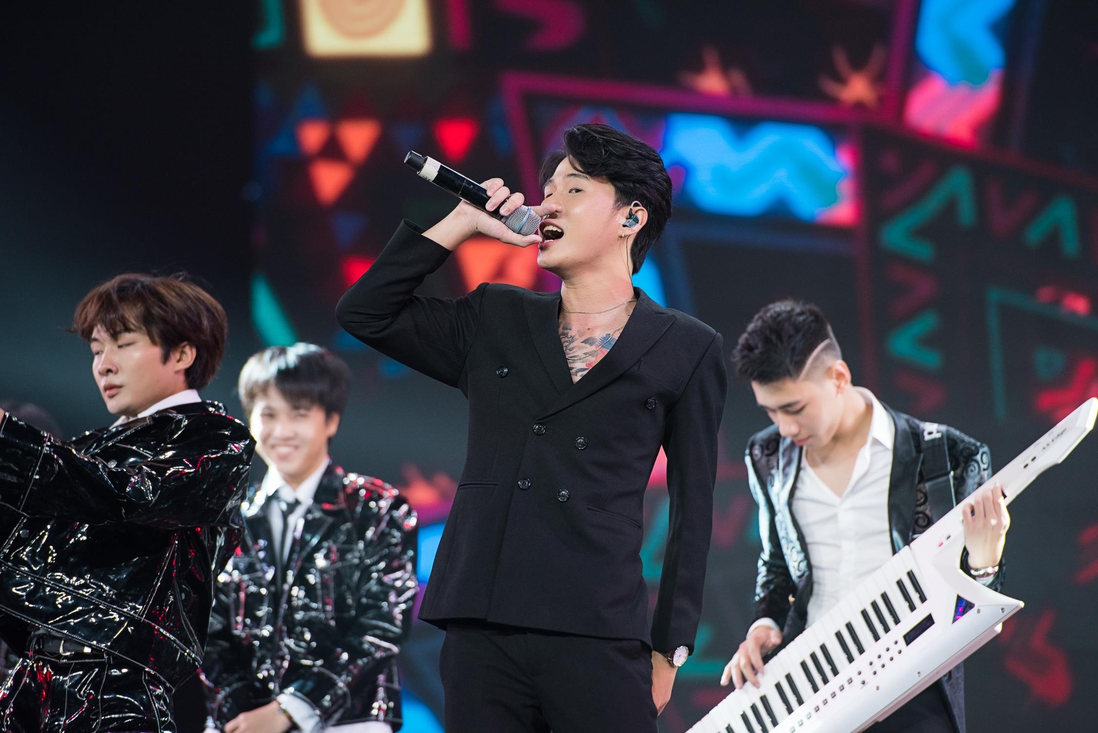 Son Tung va Jack anh 6