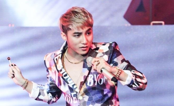 Nhung doi thu trong game show Son Tung M-TP bo cuoc gio ra sao? hinh anh