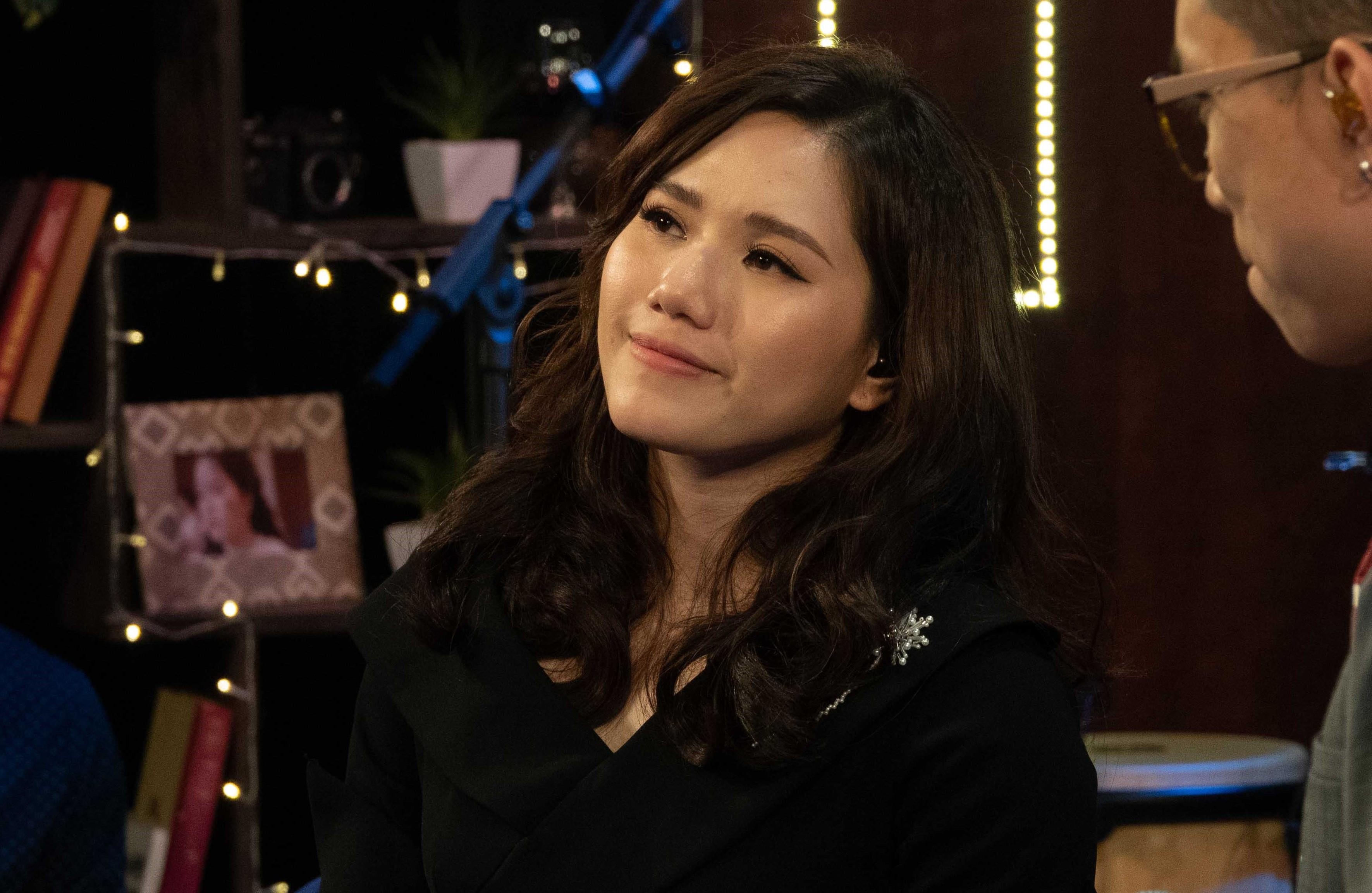 Thuy Chi: ‘Gan day, toi nghe nhieu nhat la nhac Phan Manh Quynh’ hinh anh