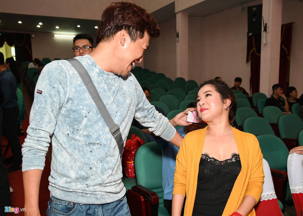 gio To nghe san khau anh 5