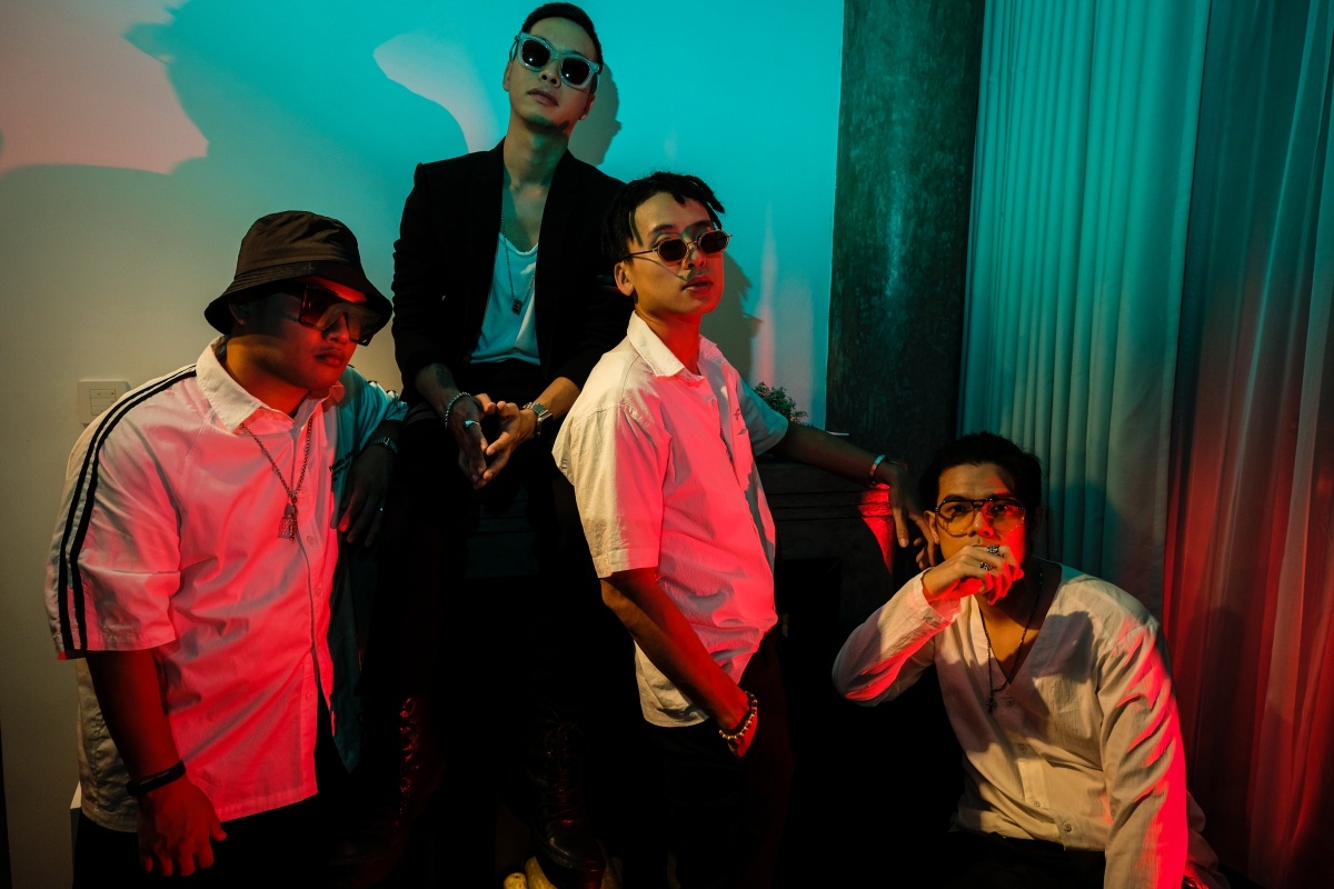 Tóc Tiên bắt tay Da LAB ảnh 3 Toc Tien bat tay Da LAB anh 3