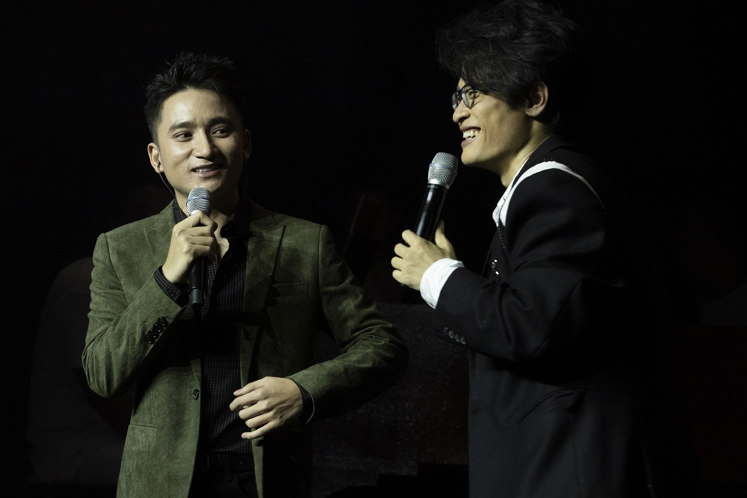 bi mat dang sau live show chay ve anh 2