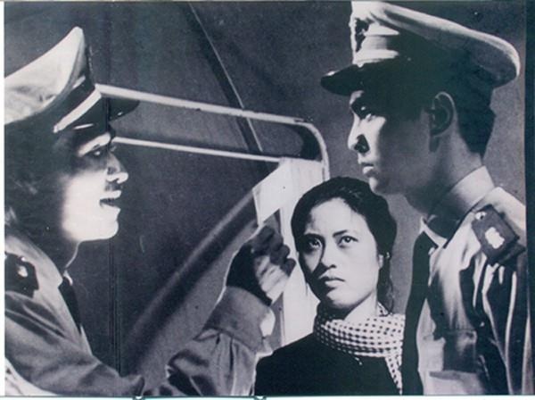 Cau chuyen ve con so 13 cua vai Trung uy Phuong kinh dien hinh anh