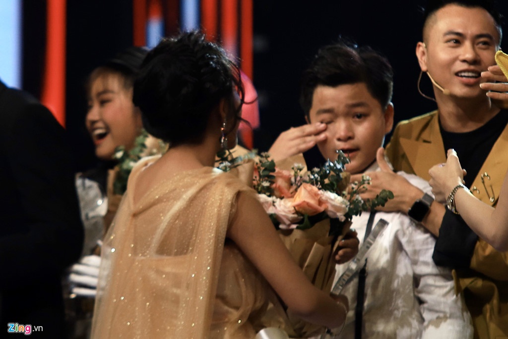 Chan Quoc noi ve Nguyen Khang anh 1