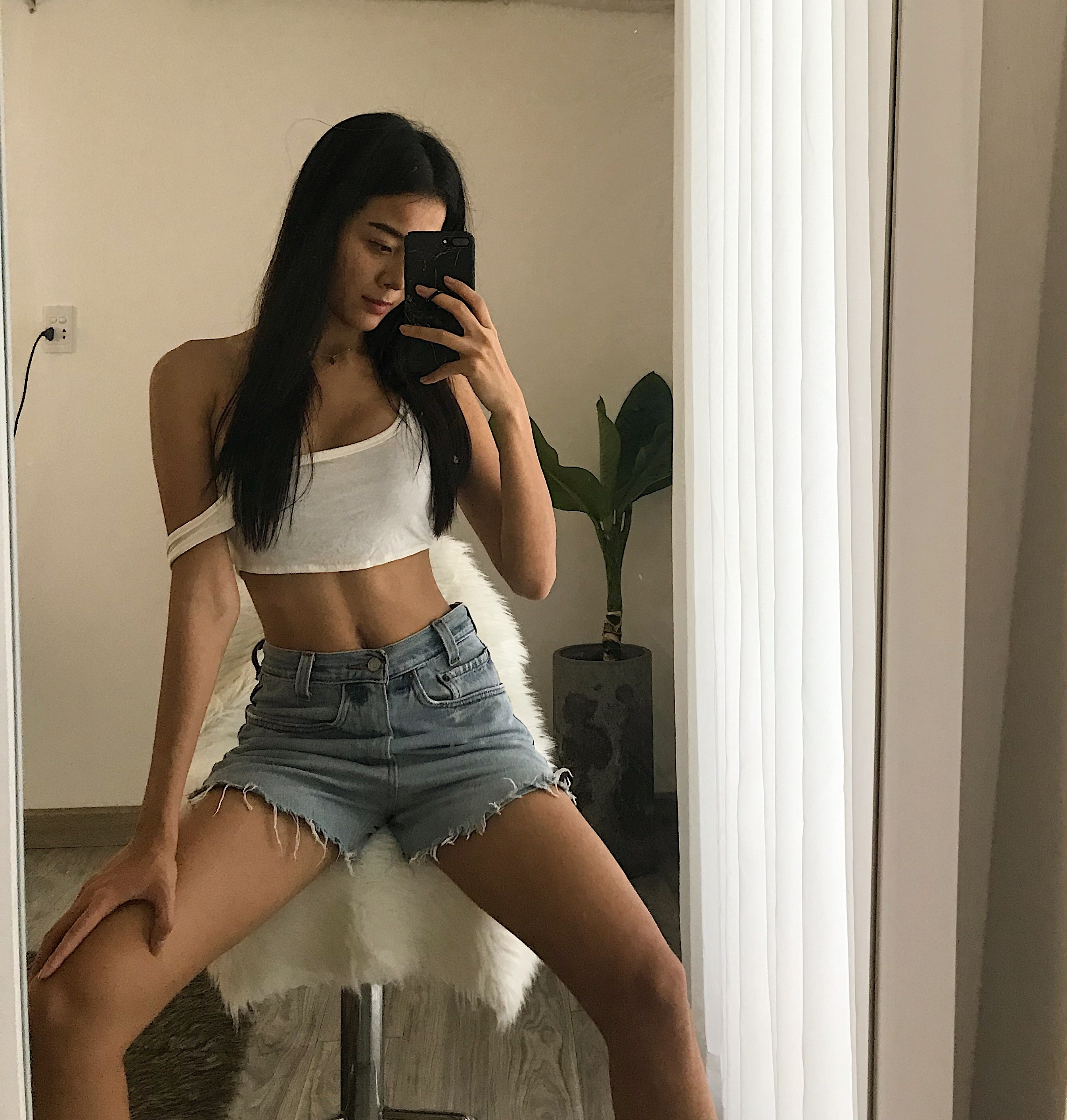 nu chinh MV Huong Giang anh 3