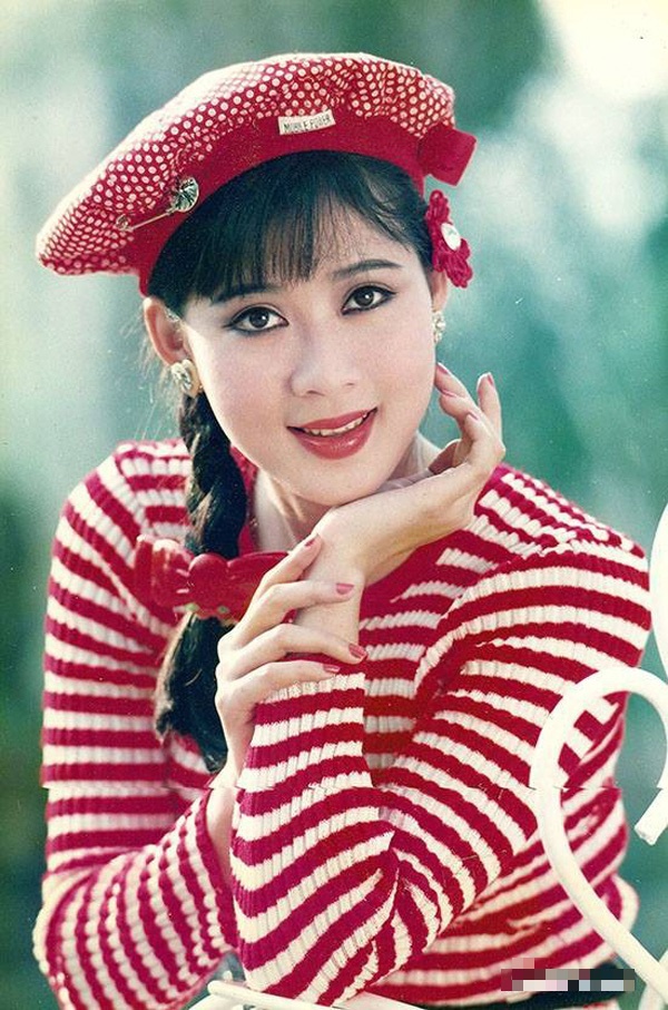 Diễm Hương nổi tiếng thế nào ảnh 2 Diem Huong noi tieng the nao anh 2