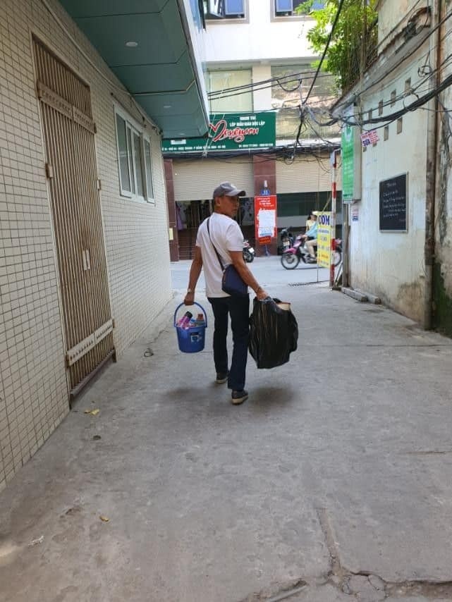 hinh anh doi thuong nha bao Lai Van Sam anh 7