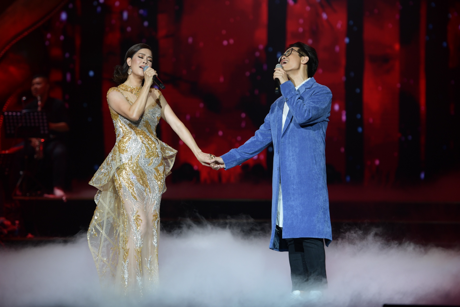 Ha Anh Tuan hat ke anh 3