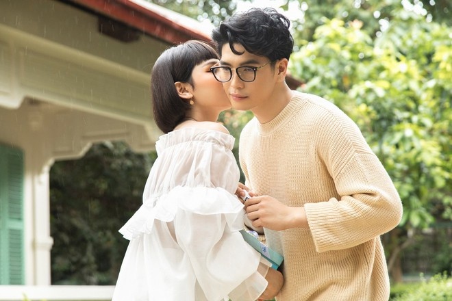 Hien Ho tu bo sexy anh 1