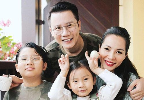 Ca si Hoang Bach: 'Toi guc nga khi vo mang bau lan ba' hinh anh