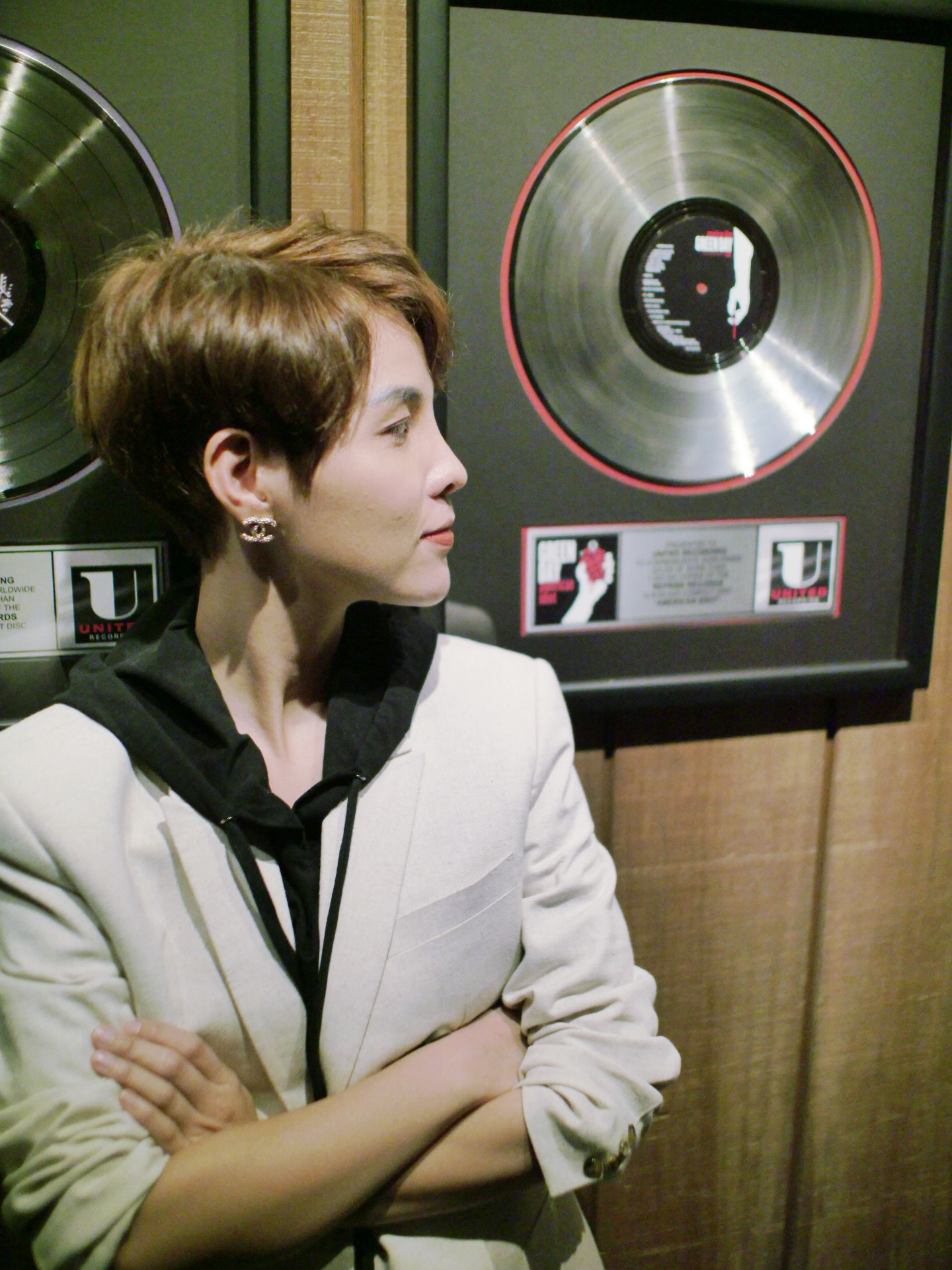 hau truong thu am cua Vu Cat Tuong anh 3