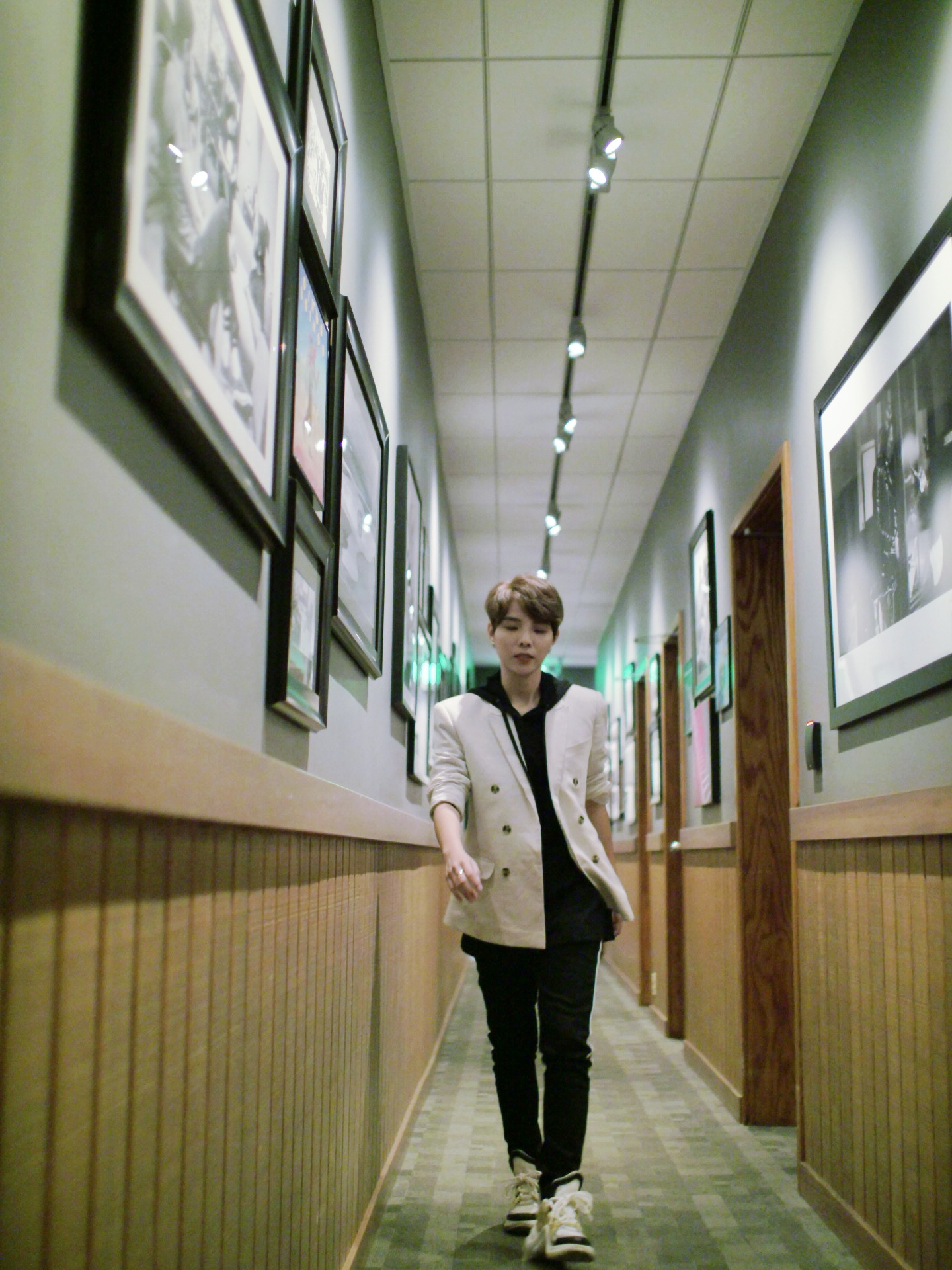 hau truong thu am cua Vu Cat Tuong anh 5