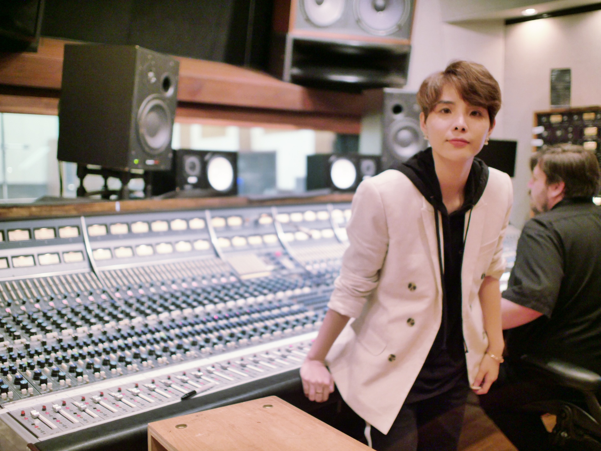 hau truong thu am cua Vu Cat Tuong anh 6