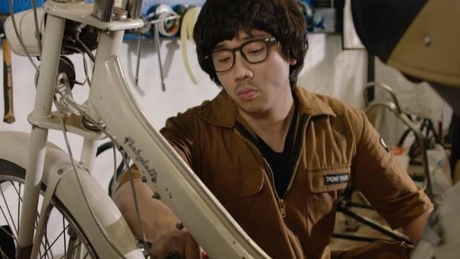 Tran Thanh vang mat du doat giai Nam dien vien chinh xuat sac hinh anh