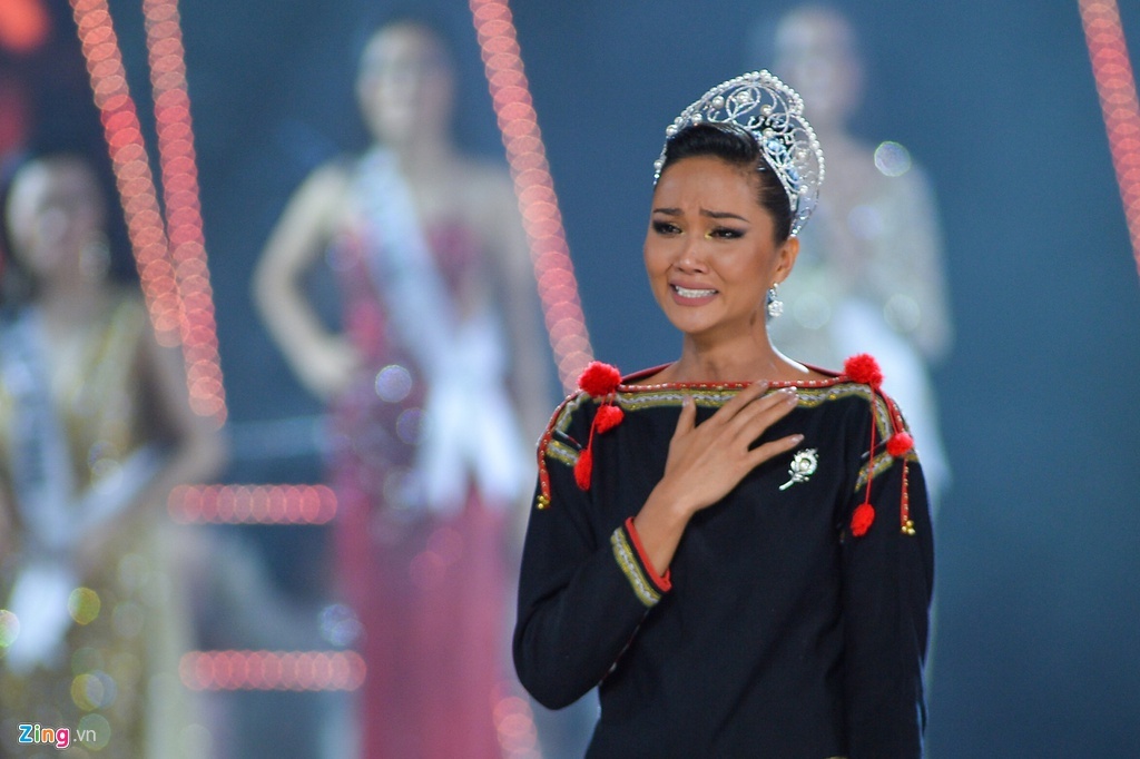 giải mã H'Hen Niê ảnh 2 giai ma H'Hen Nie anh 2