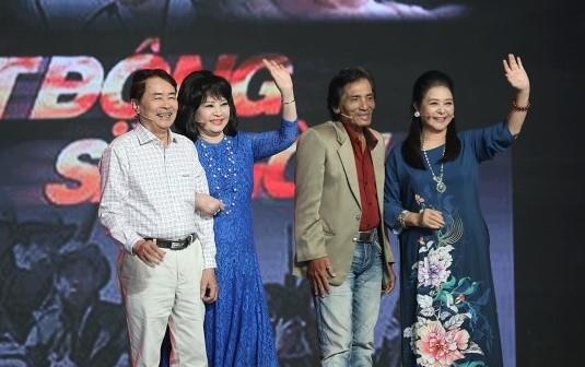 Thuong Tin va dan dien vien 'Biet dong Sai Gon' hoi ngo sau 33 nam hinh anh