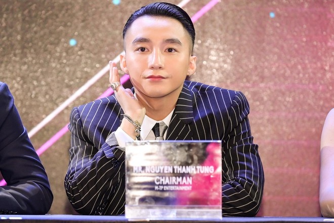 Son Tung M-TP dang khac anh 4