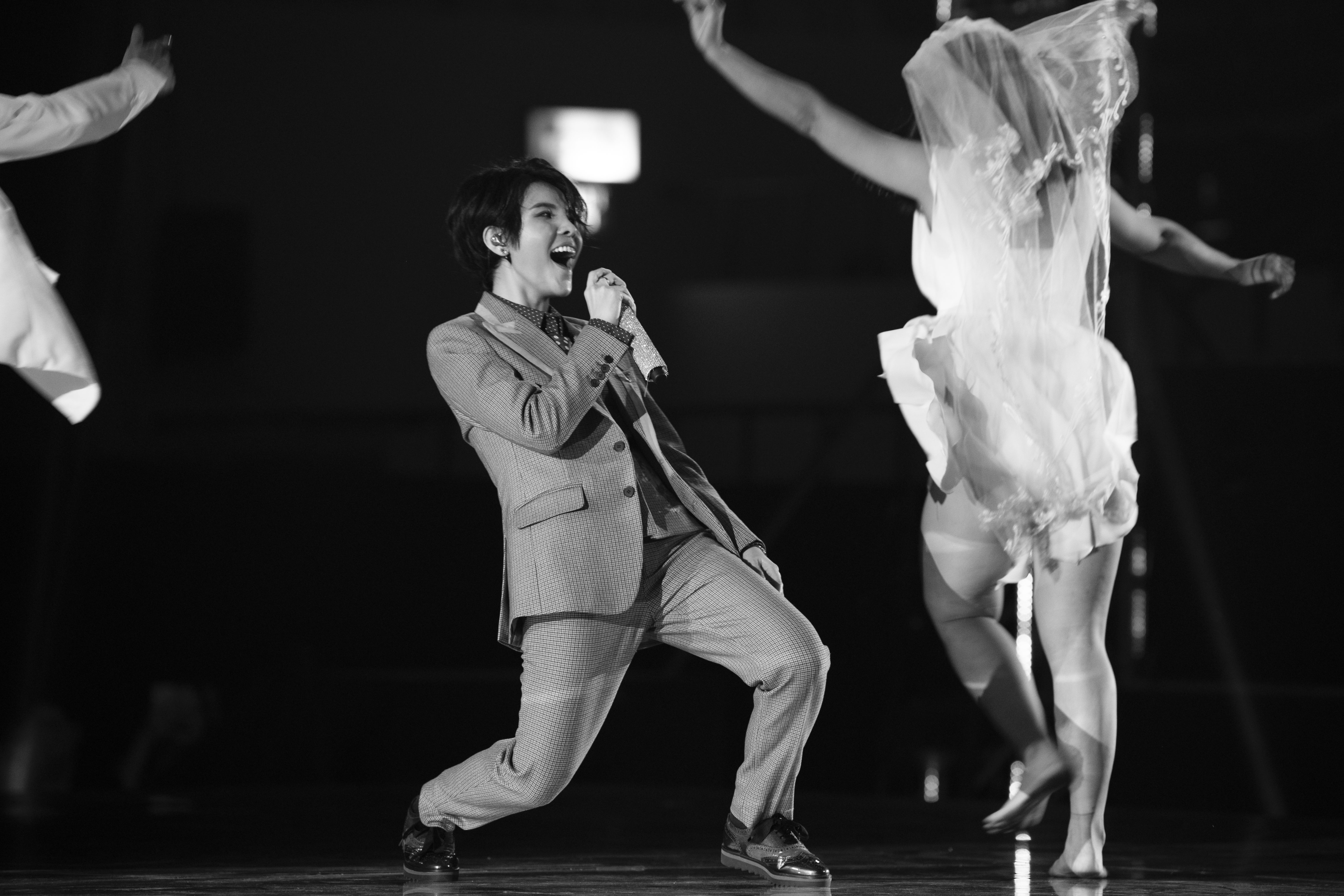 Vu Cat Tuong nga anh 7