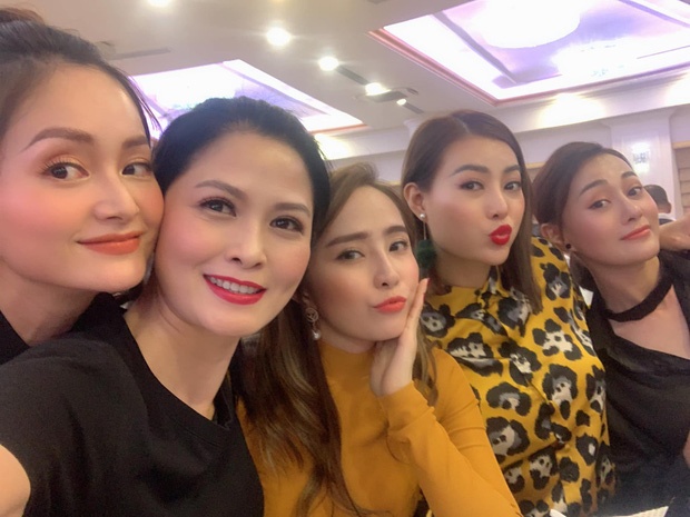 Viet Anh, Bao Thanh va dan sao phim VTV hoi ngo cuoi nam hinh anh