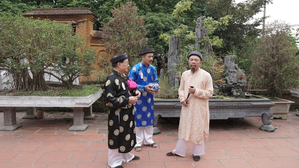 hai trao phung o dau anh 1