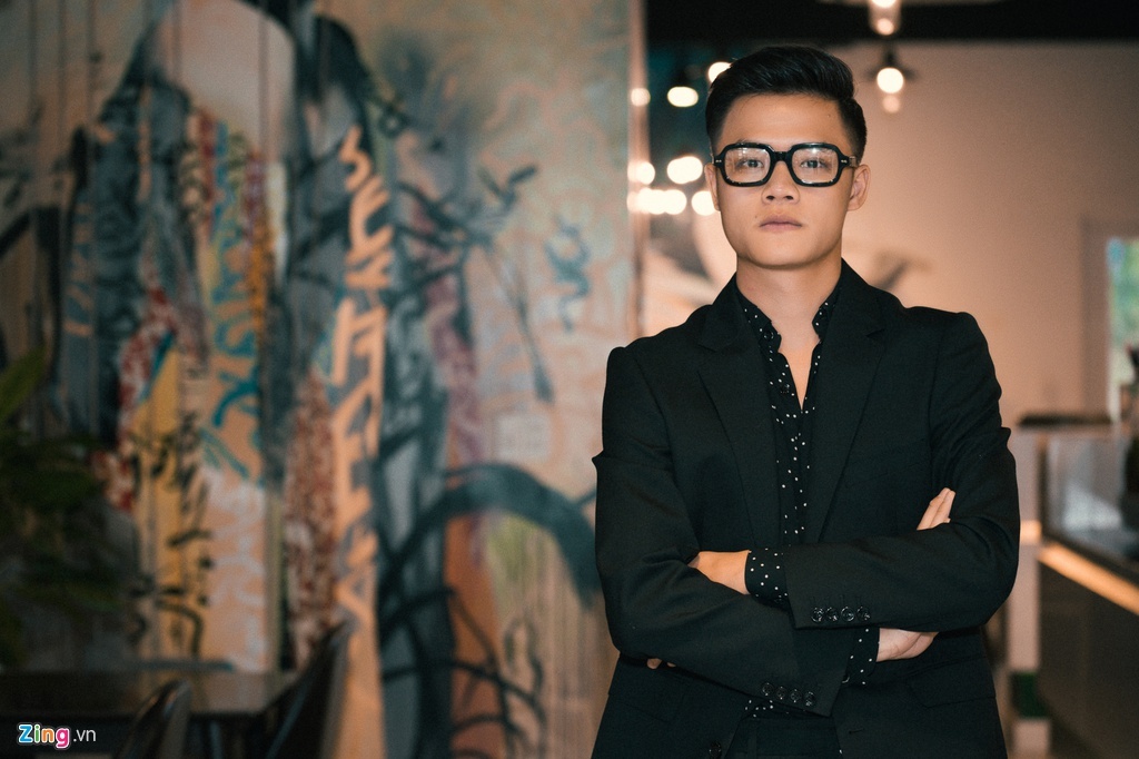 nghe dao dien MV anh 2