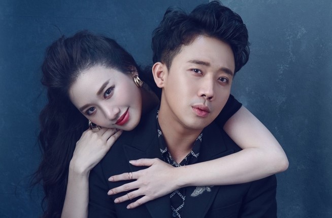 Nghe si Viet quyen gop chong dich: 'Cong khai de tao su lan toa' hinh anh