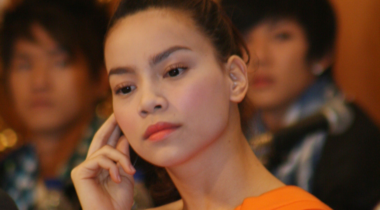 Nghich ly o showbiz Viet mua dich hinh anh