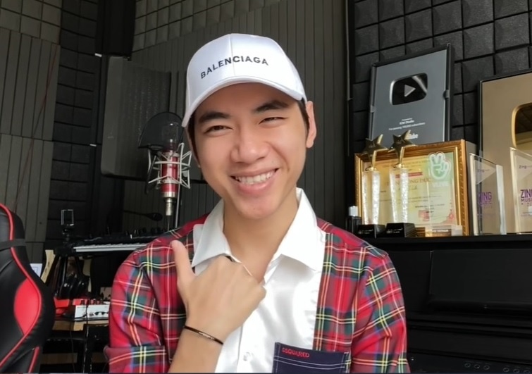 K-ICM lam gi khi cach ly xa hoi? hinh anh