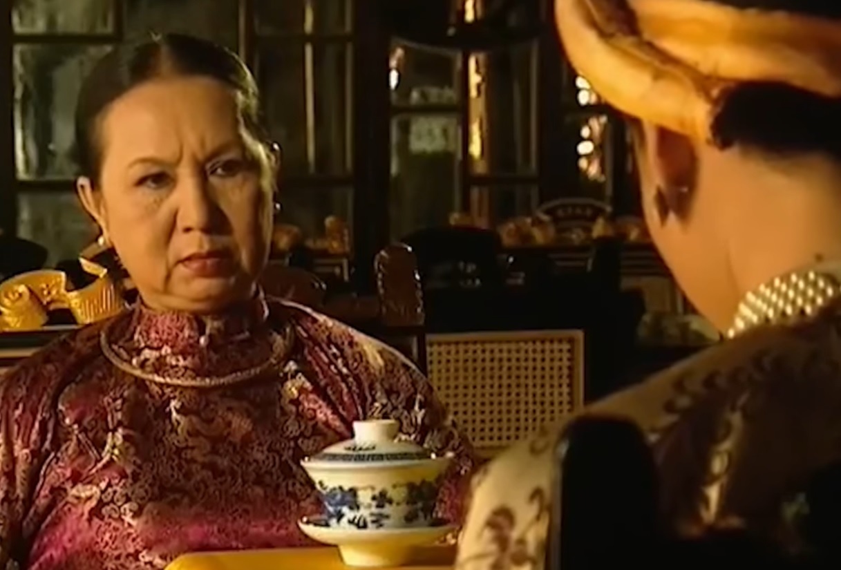 thai hau tren man anh Viet anh 4