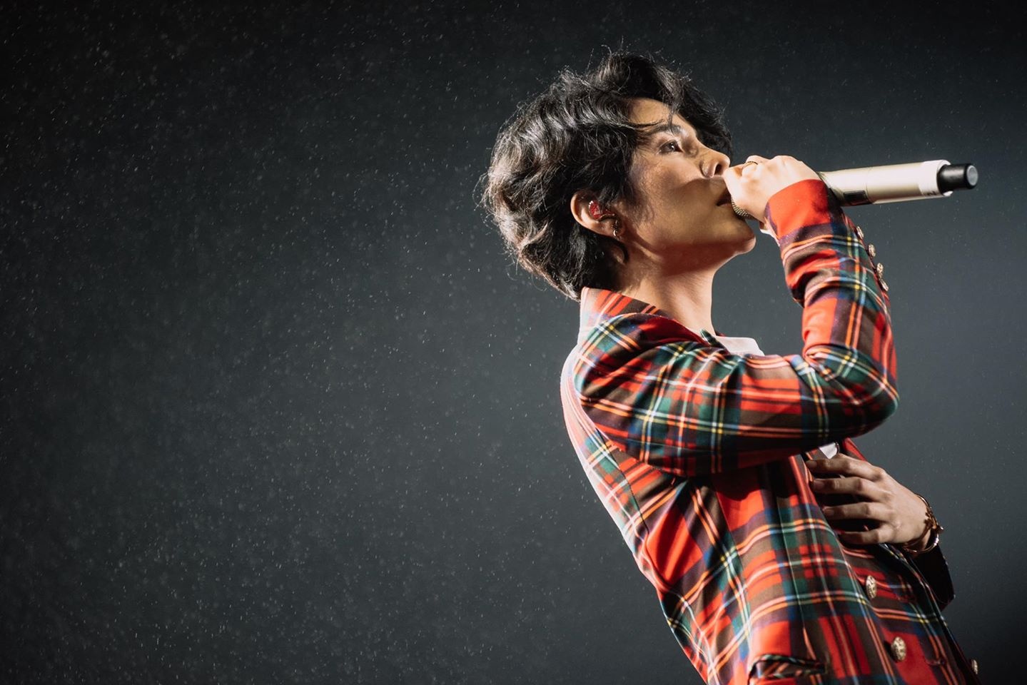 con nguoi moi la virus nguy hiem nhat anh 1