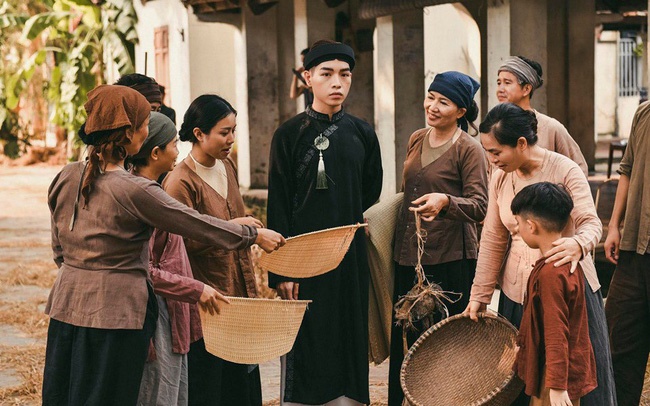 canh nong bai tran va dai thang Hoa Minzy anh 3