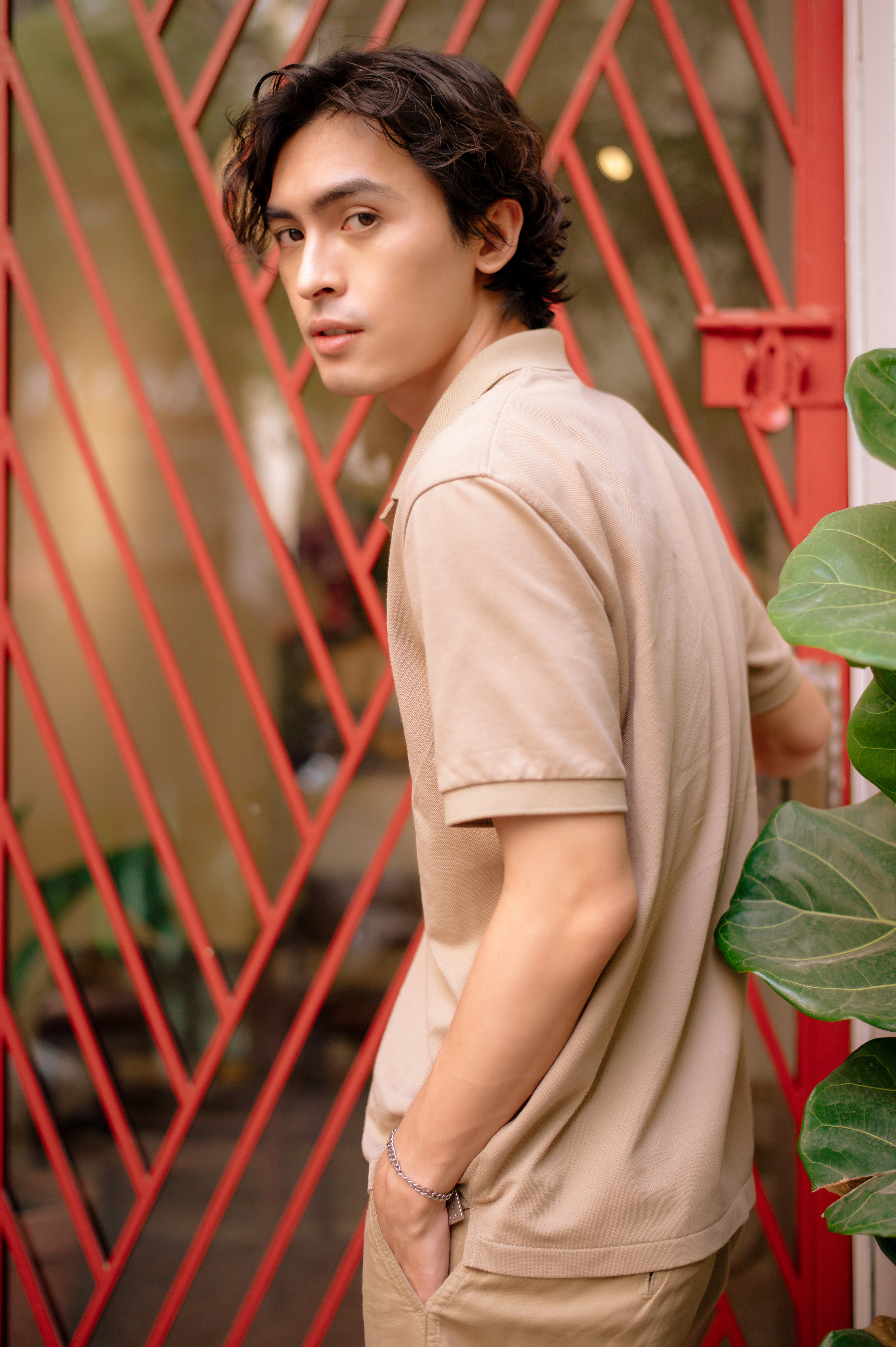 Công Dương làm chủ 3 ngoại ngữ ảnh 2 Cong Duong lam chu 3 ngoai ngu anh 2