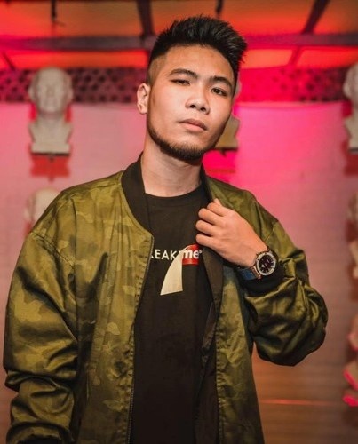 những cú bắt tay giữa thế giới ngầm và sao Việt ảnh 6 nhung cu bat tay giua the gioi ngam va sao Viet anh 6