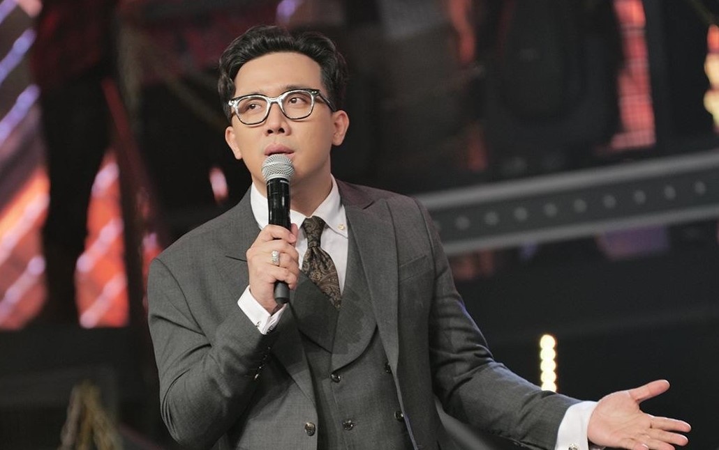 Tran Thanh lam MC game show rap - du thong minh nhung van mac sai sot hinh anh