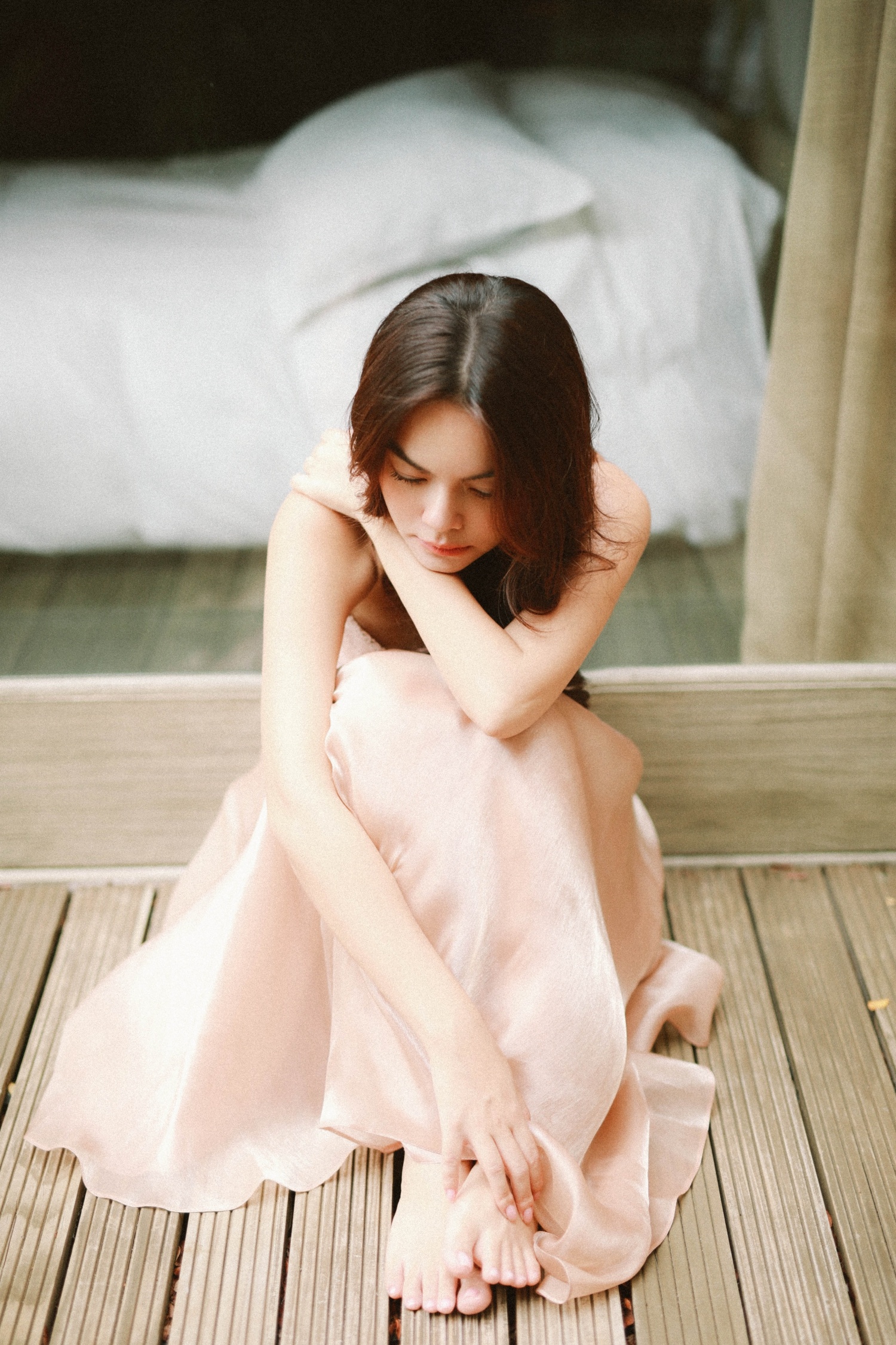 review Noi voi nguoi den sau Pham Quynh Anh anh 1