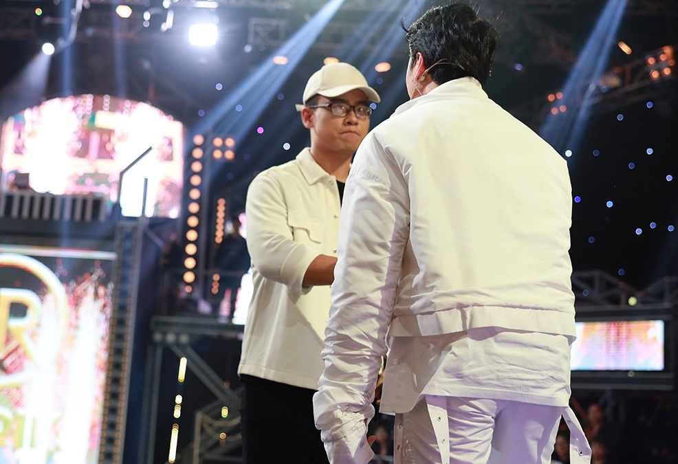 Binz va Wowy che bai nhau anh 1