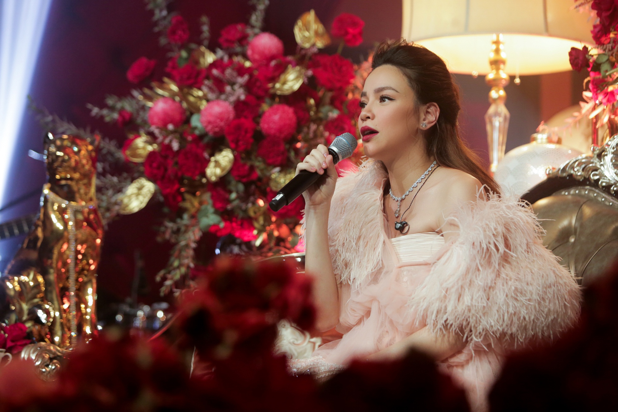 Phut sung suong cua Ha Anh Tuan anh 2