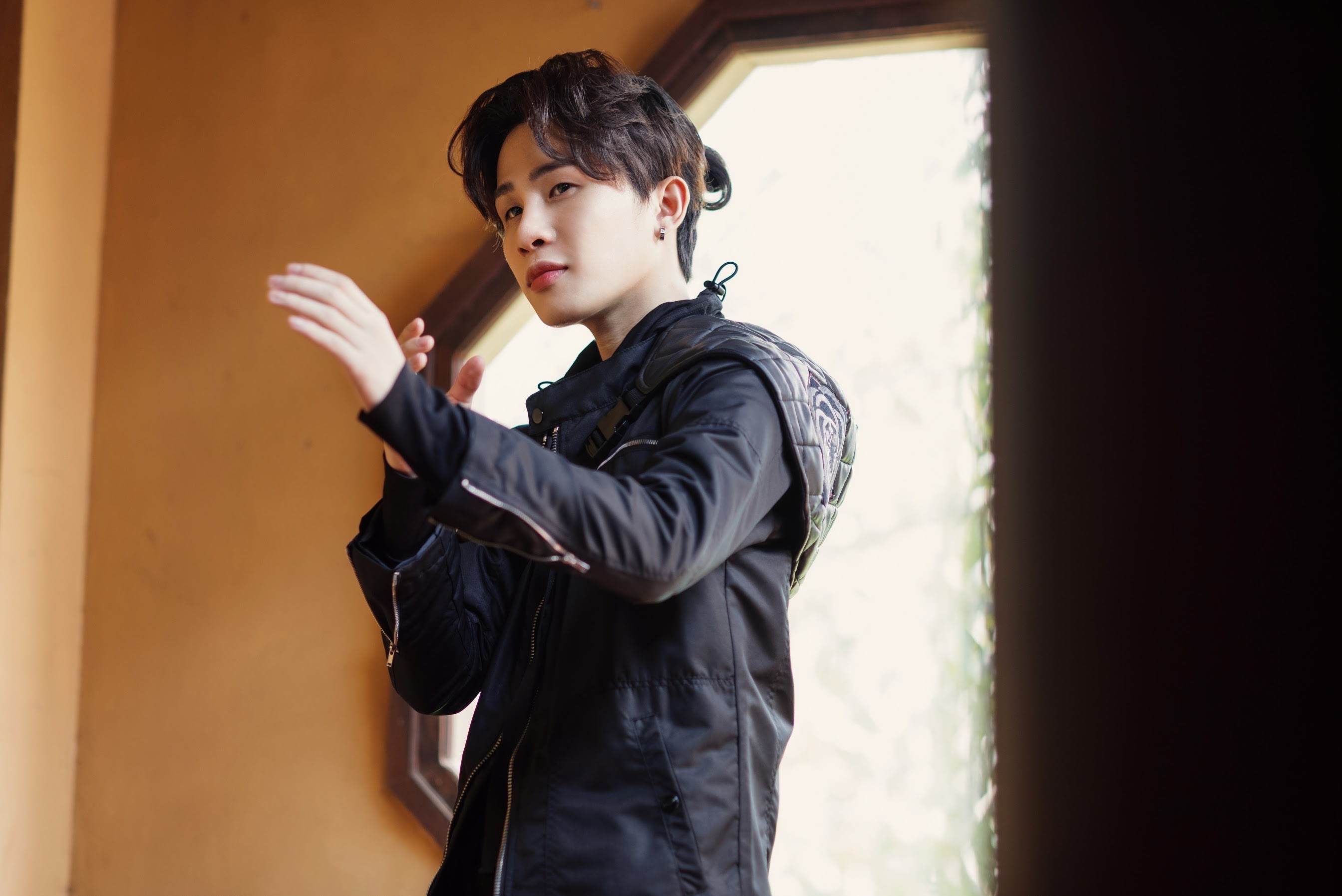 Tranh cai trai chieu ve MV tro lai cua Jack anh 2