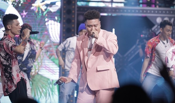 Binz xuong hang tren ghe nong anh 4