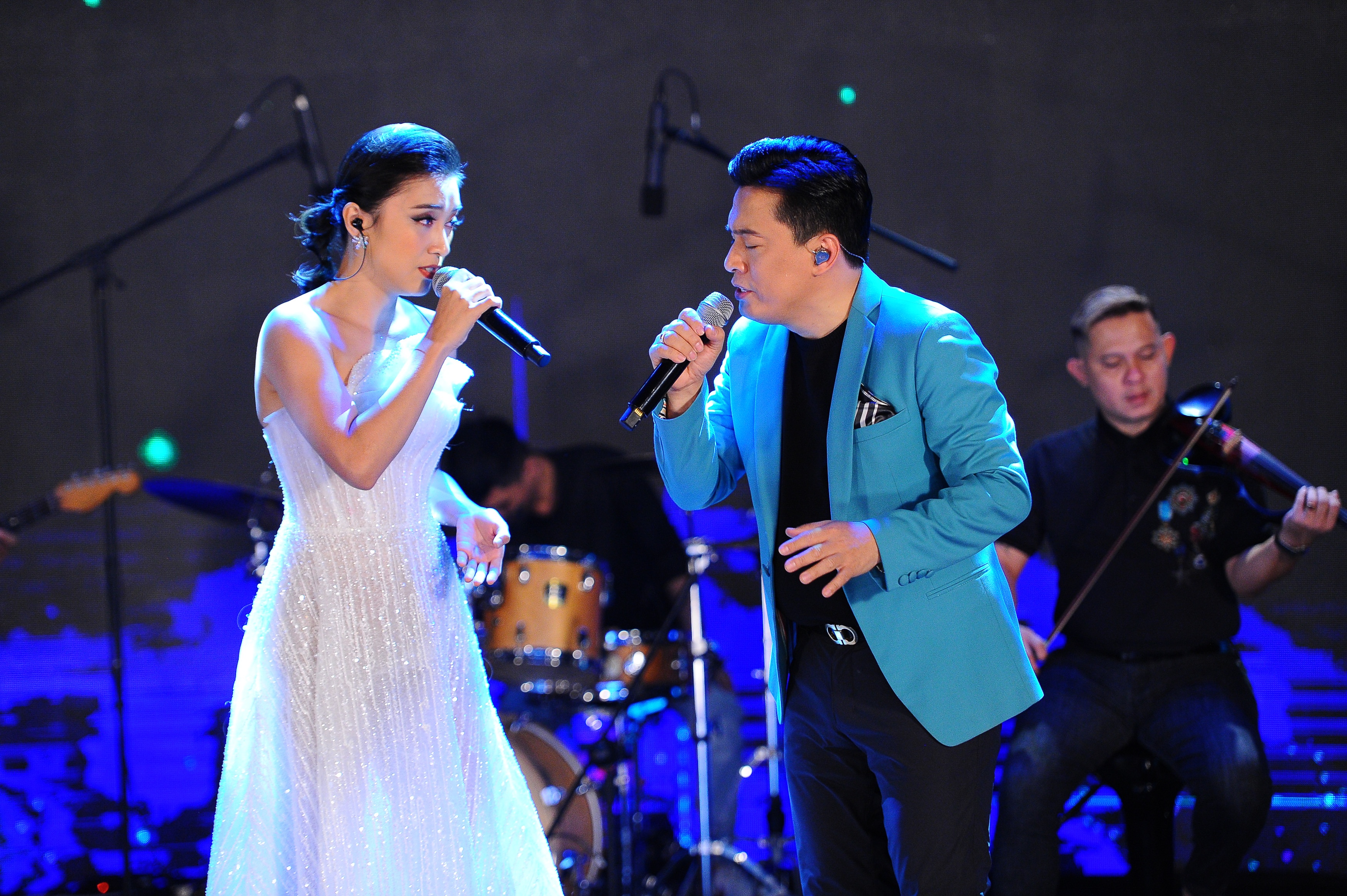 Dem nhac chi 20 khan gia cua Lam Truong anh 1