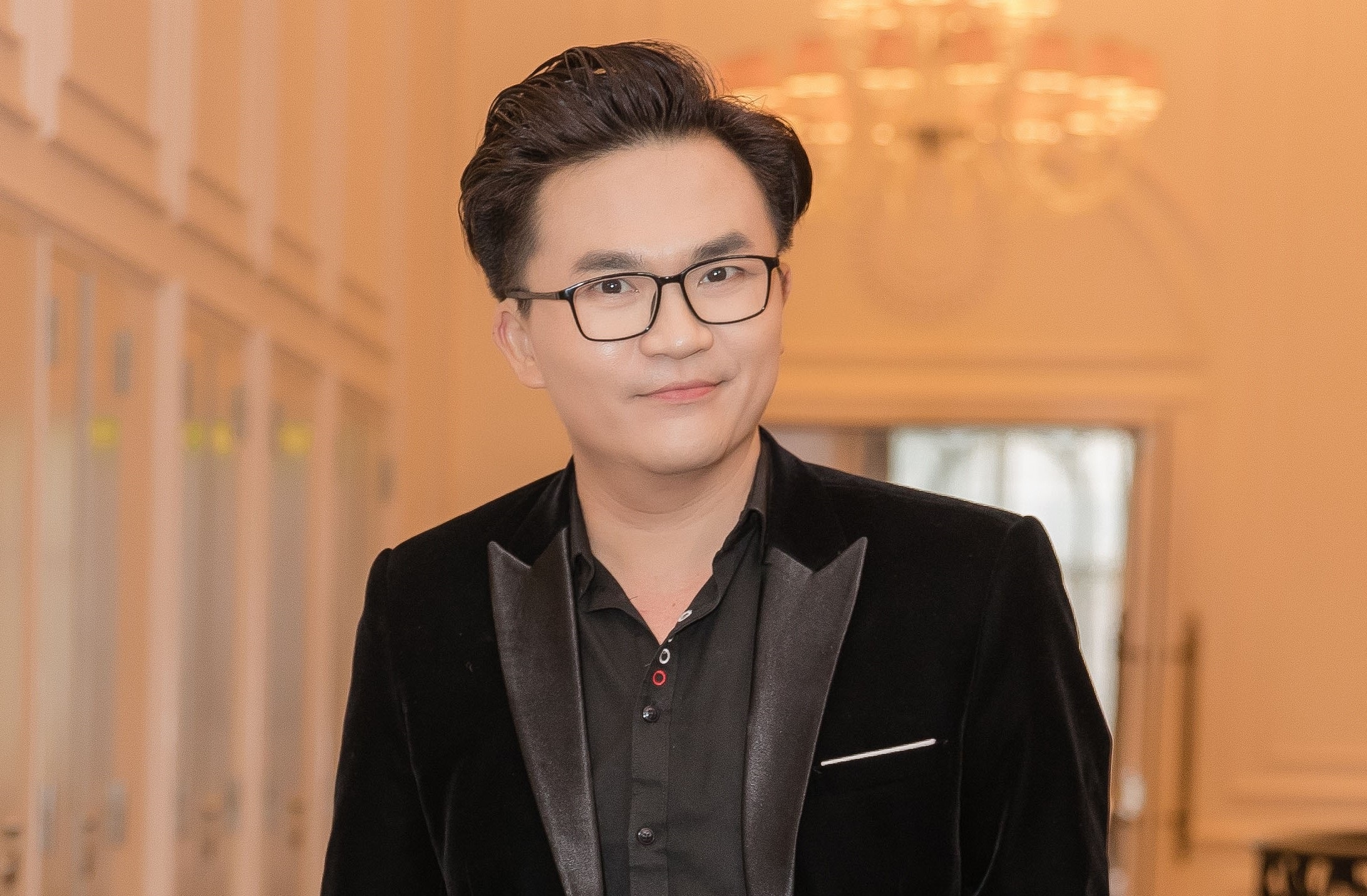 Dai Nghia: 'Toi hay Tran Thanh, Truong Giang khong o mai tren dinh' hinh anh