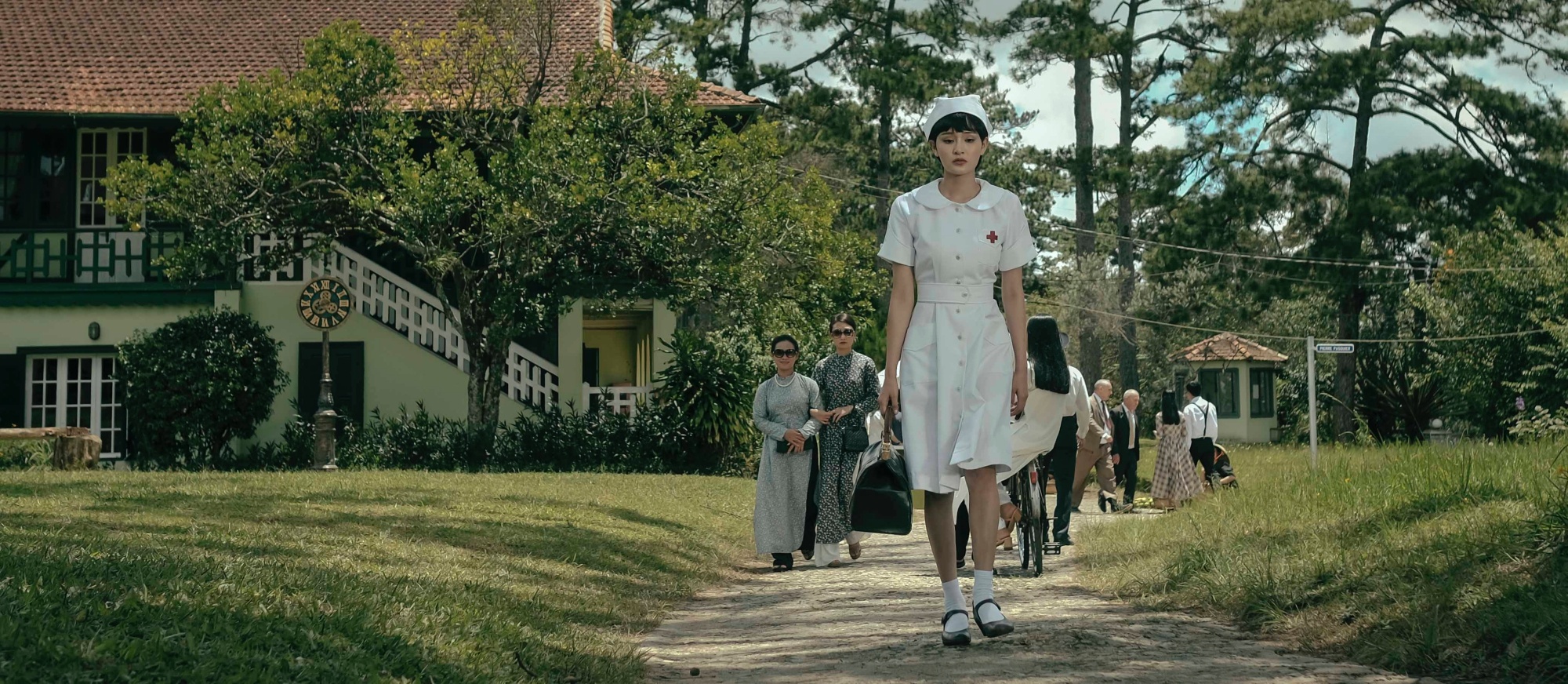 review Gap nhung khong o lai anh 2