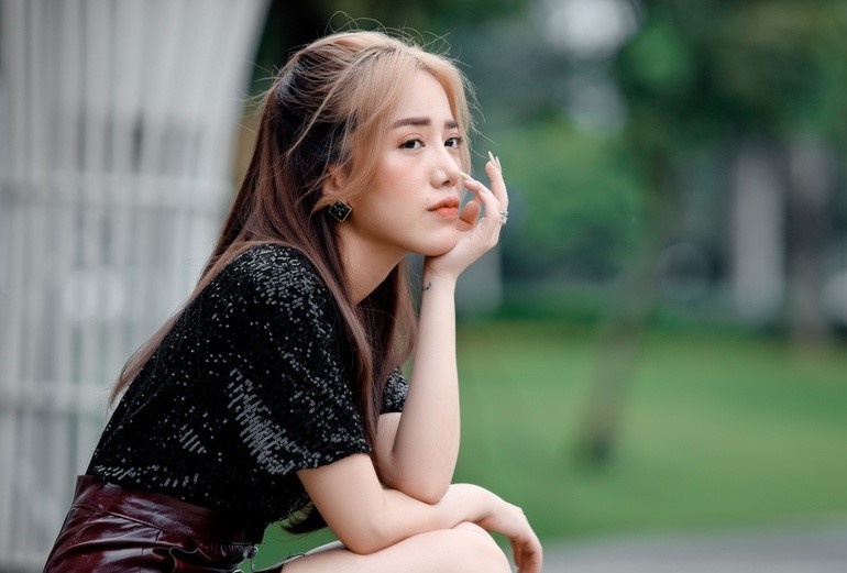 Ai con dam treu choc, ky thi Phung Khanh Linh? hinh anh