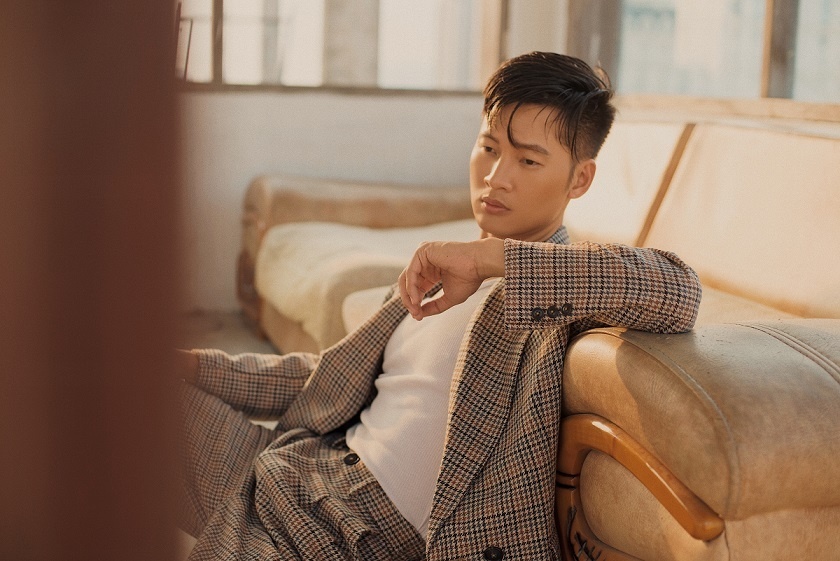 album hoi sinh anh 3